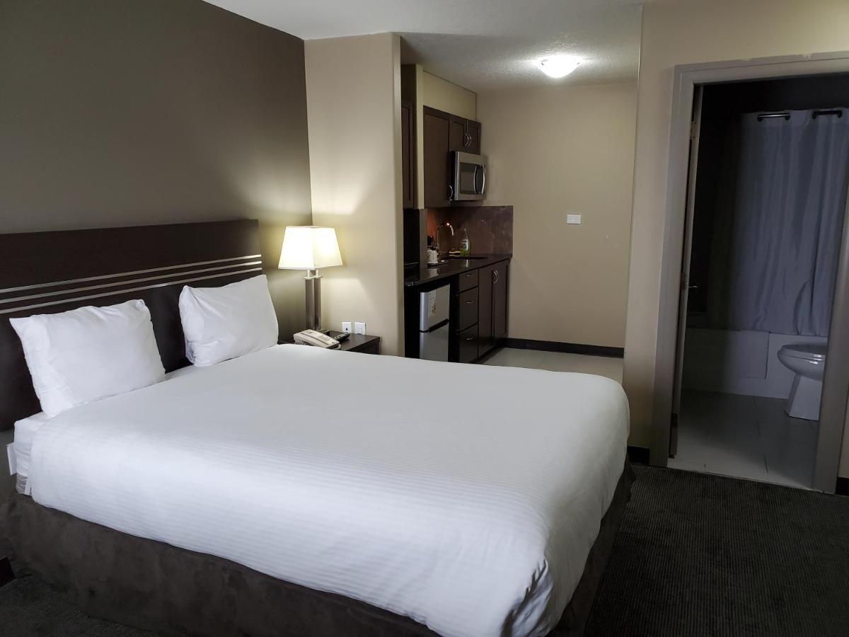 Royal Lodge Едмонтон Екстер'єр фото